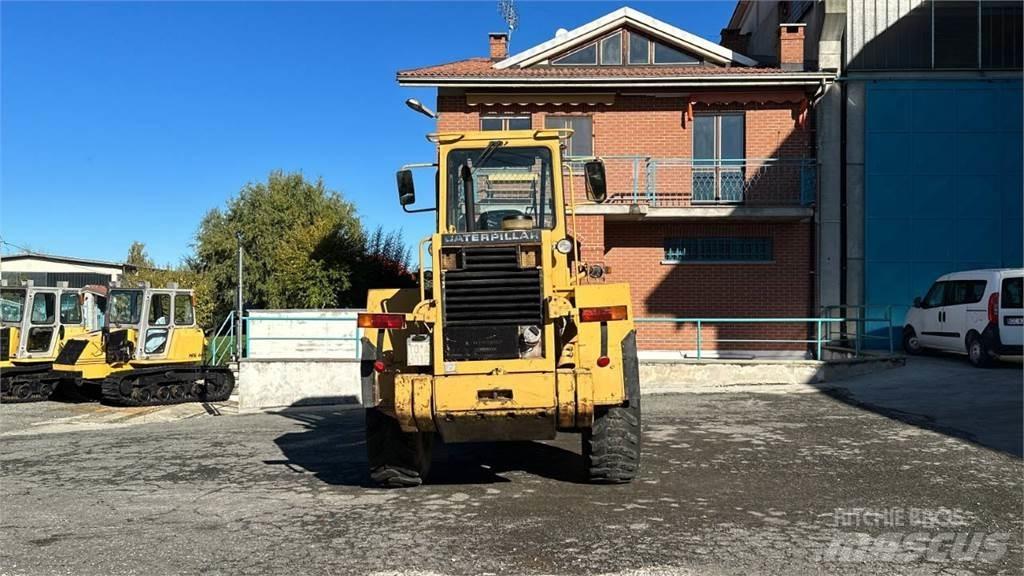 CAT IT28B Ładowarki kołowe