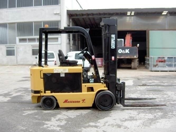 CAT M100D Wózki elektryczne