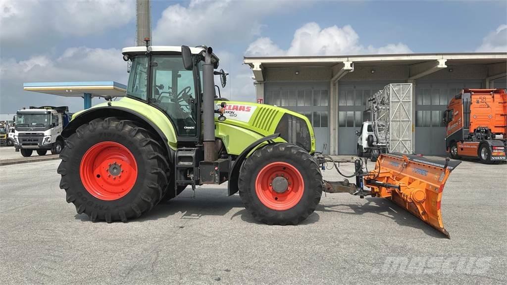 CLAAS Axion 810 4x4 Lemiesze i pługi śnieżne