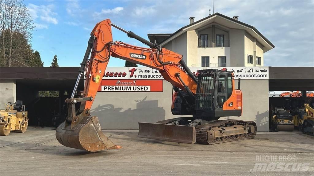 Doosan DX235LCR-5 Koparki gąsienicowe