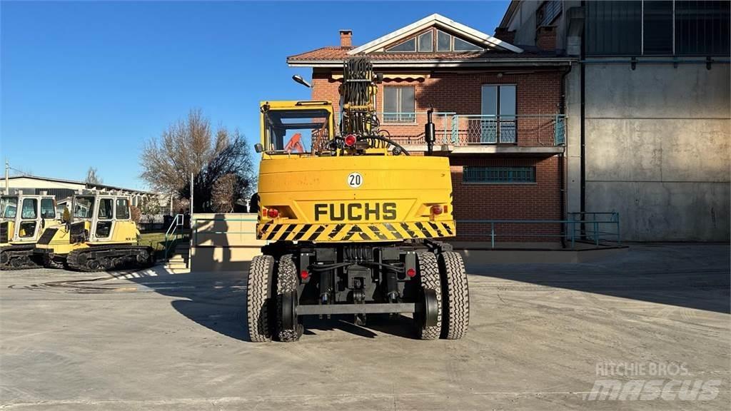 Fuchs MHB 230 ZW 4x4 Koparki kołowe
