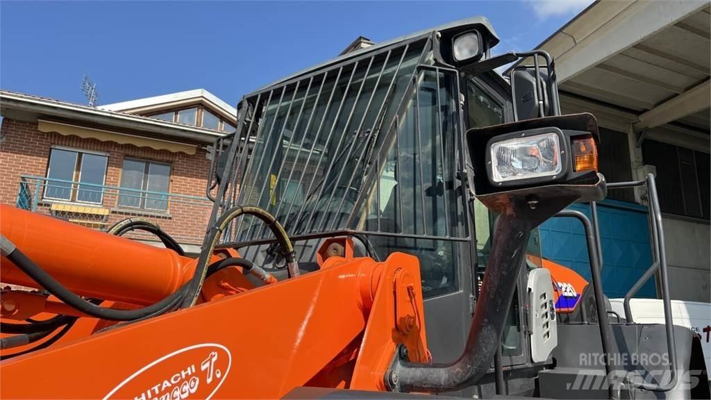 Hitachi ZW220-5B Ładowarki kołowe