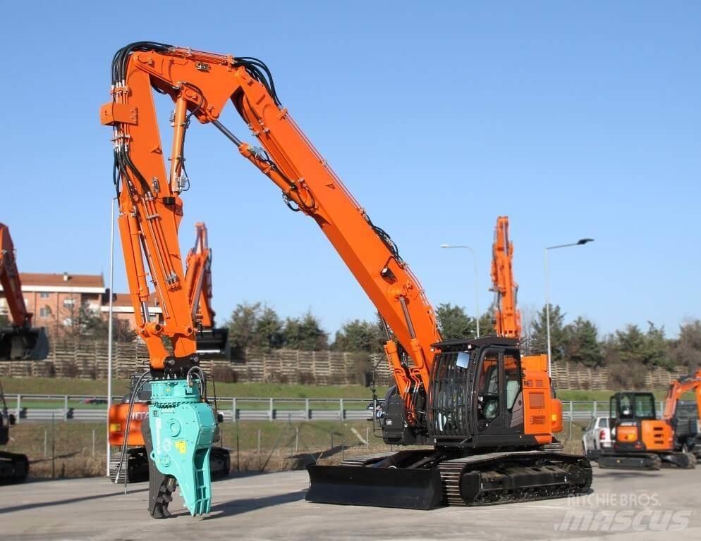 Hitachi ZX225USLC-6 Koparki gąsienicowe