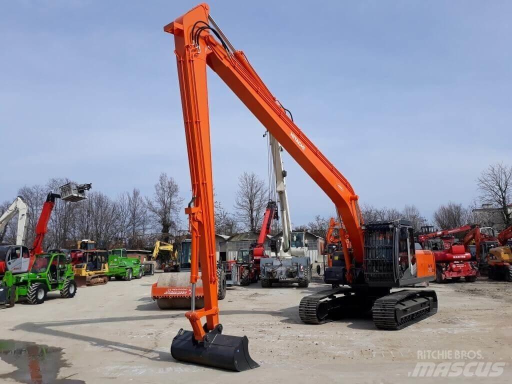 Hitachi ZX250LCN -3 SLF Koparki gąsienicowe