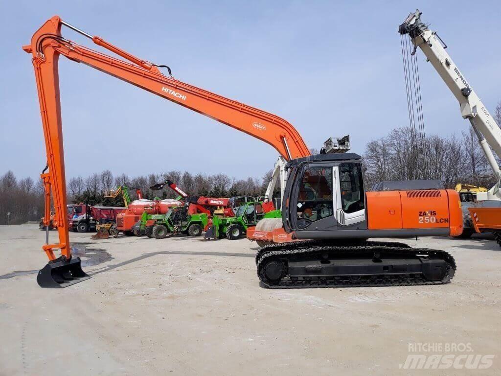 Hitachi ZX250LCN -3 SLF Koparki gąsienicowe
