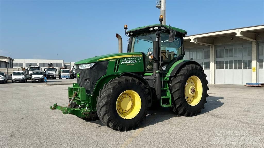John Deere 7230R Lemiesze i pługi śnieżne