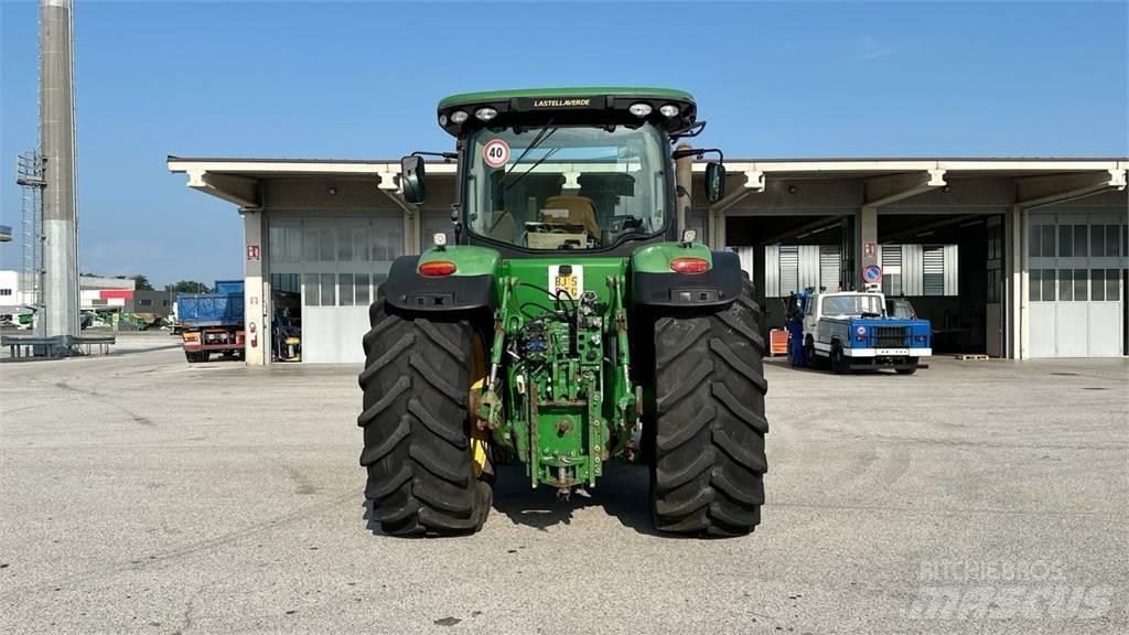 John Deere 7230R Lemiesze i pługi śnieżne