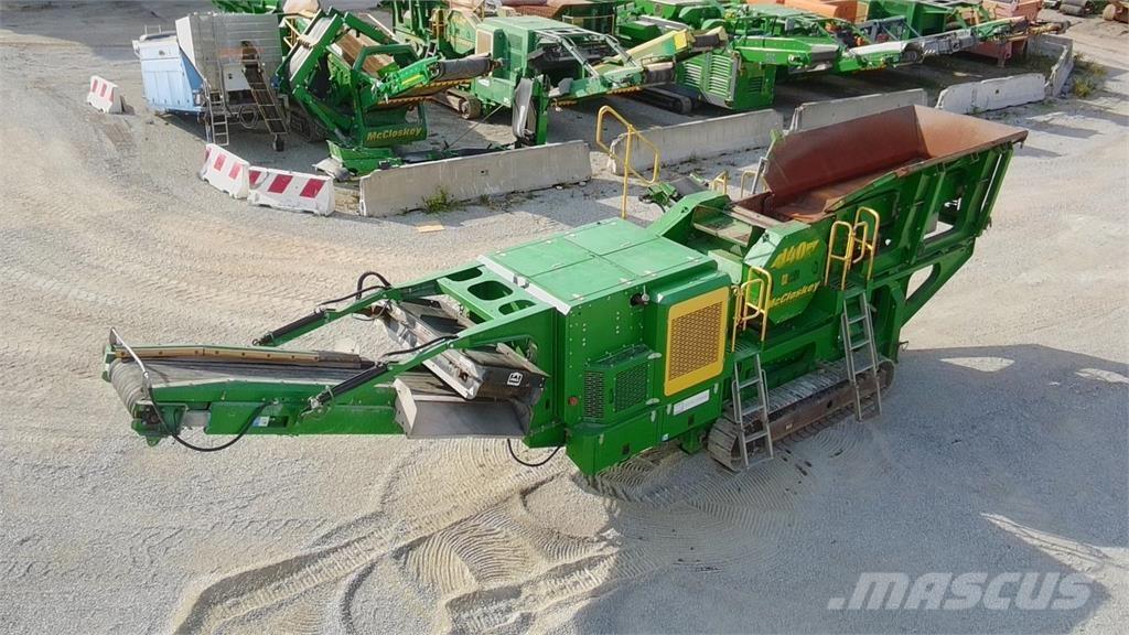 McCloskey J40 V2 Młyny