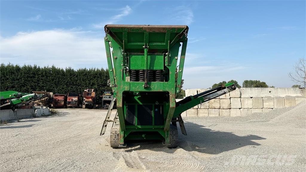 McCloskey J40 V2 Młyny