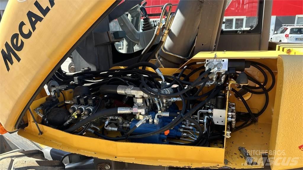 Mecalac 10MSX 4X4 Koparki kołowe