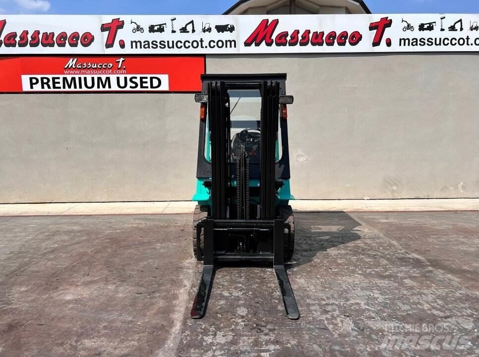 Mitsubishi FD25K Wózki Diesla