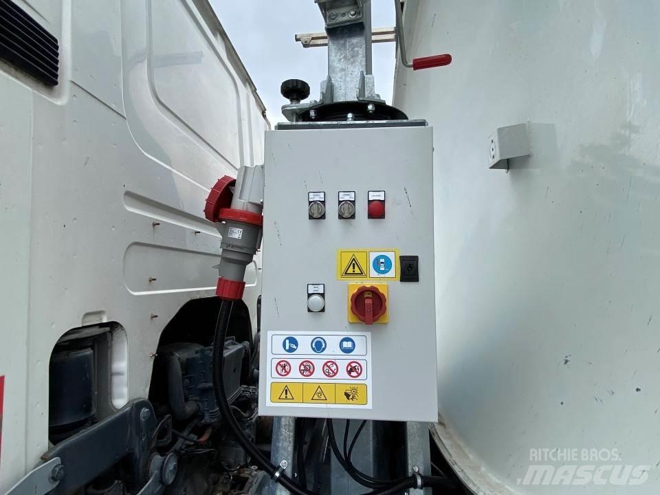 Scania R Cysterna