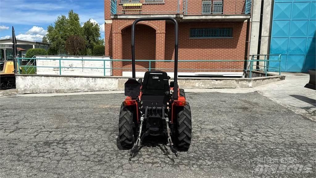  Tigretrac 3800 4x4 Lemiesze i pługi śnieżne