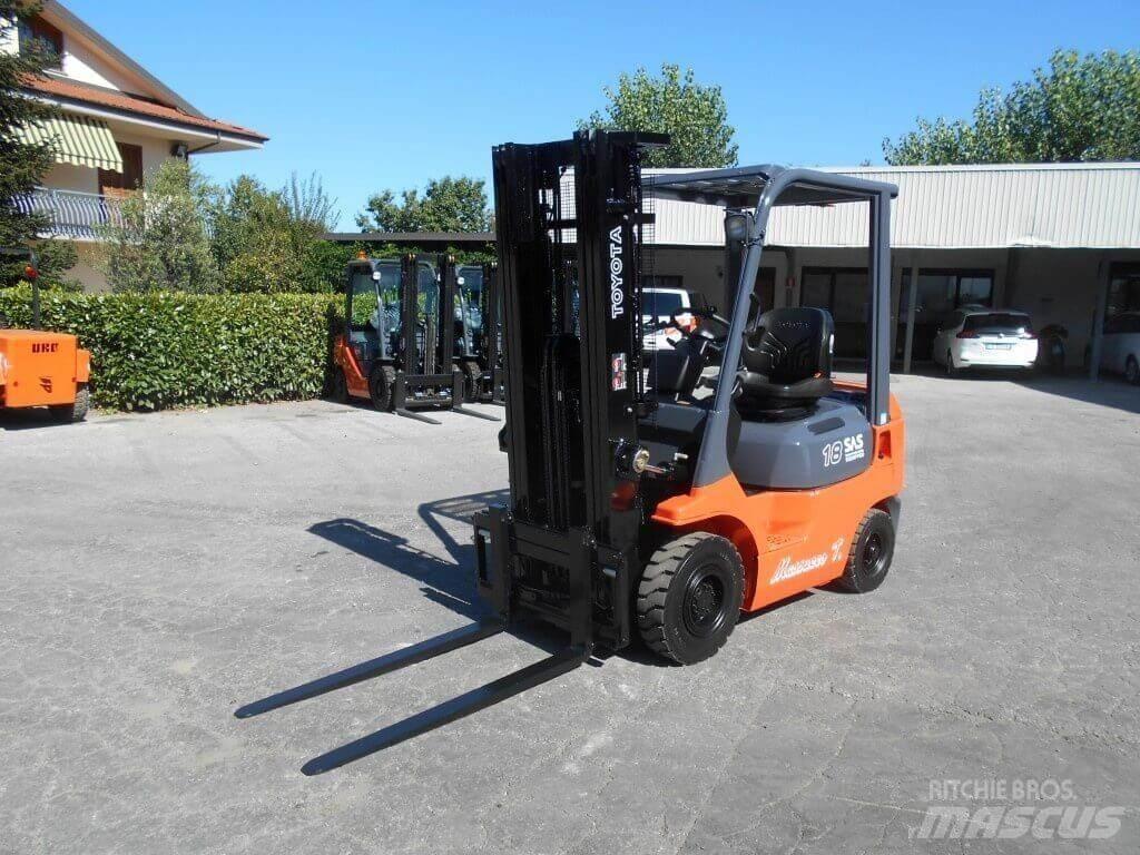 Toyota 02-7FDF18 Wózki Diesla