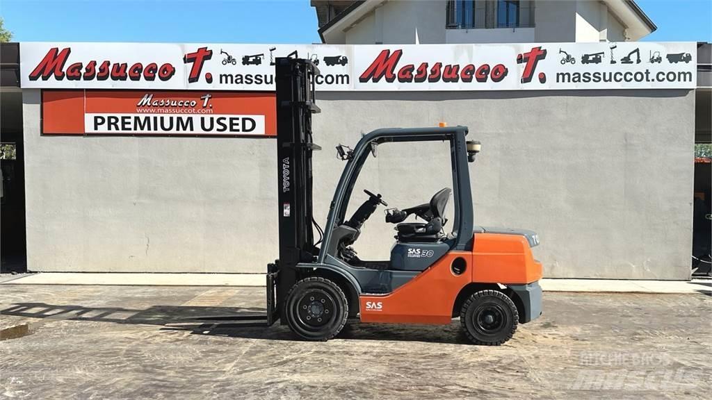 Toyota 02-8FDF30 Wózki Diesla