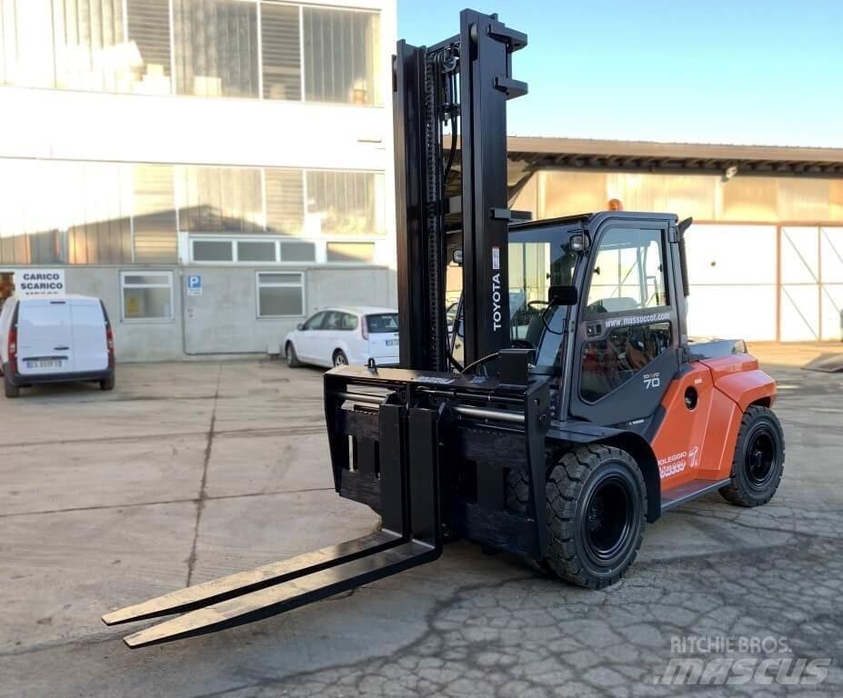 Toyota 40-8FD70N Wózki Diesla