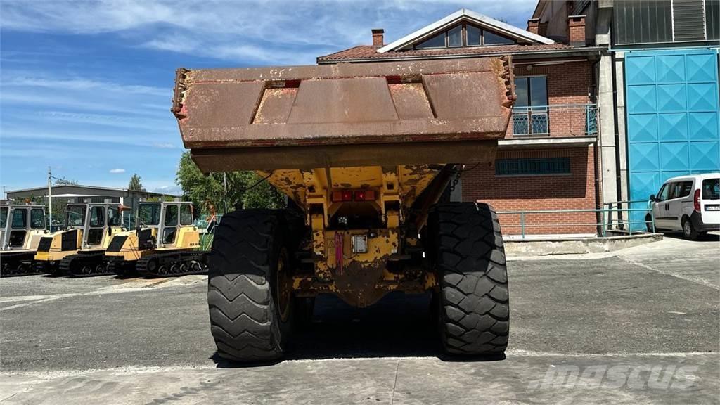 Volvo A25C 6X6 Wozidła kolebkowe