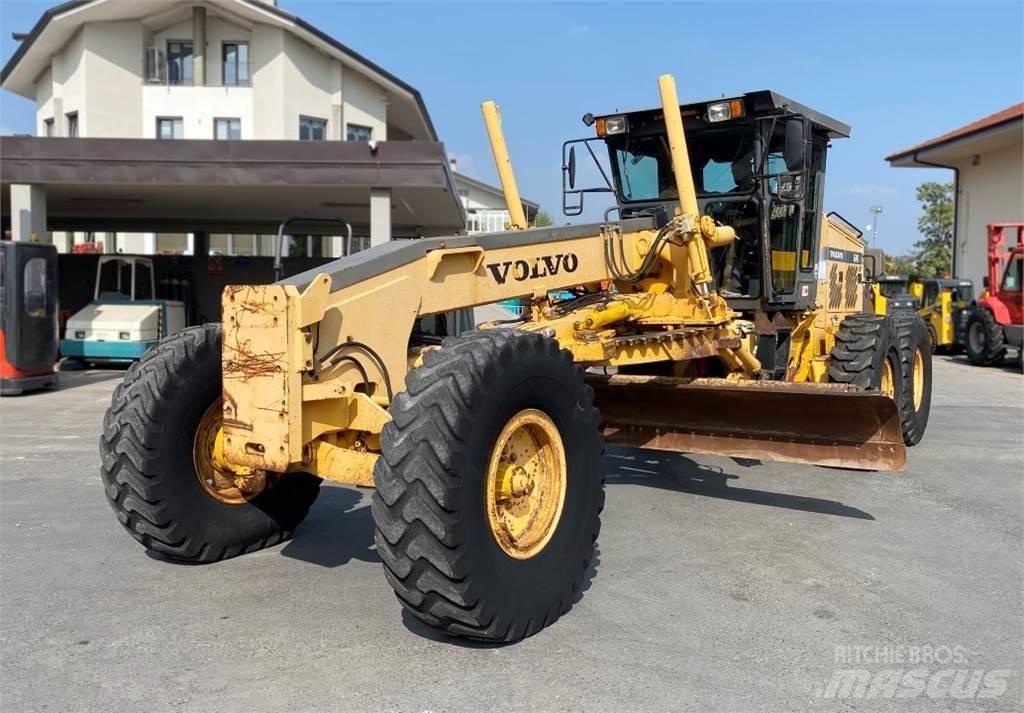 Volvo G740VHP Spycharki gąsienicowe