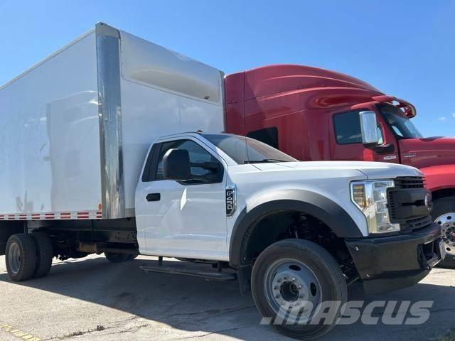 Ford F450 XL 4x2 Samochody ciężarowe ze skrzynią zamkniętą
