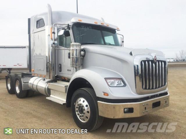 International HX Ciągniki siodłowe