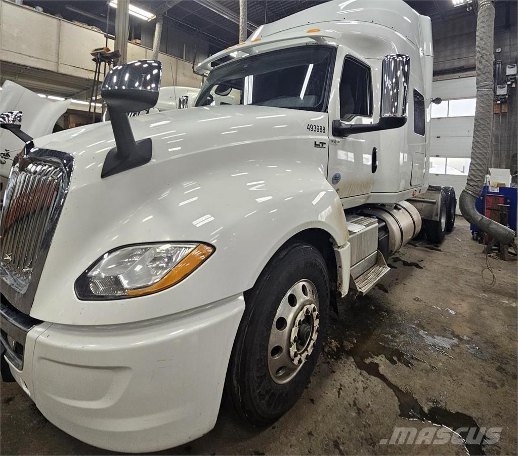 International LT Ciągniki siodłowe