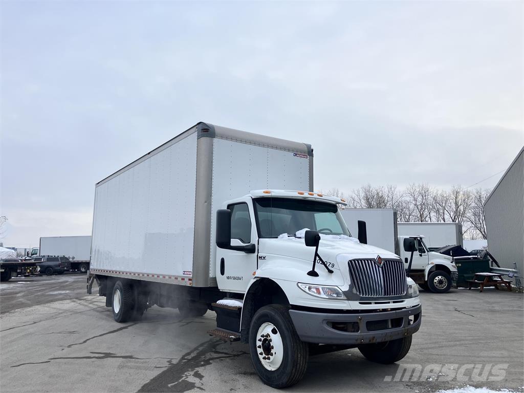 International MV Samochody ciężarowe ze skrzynią zamkniętą