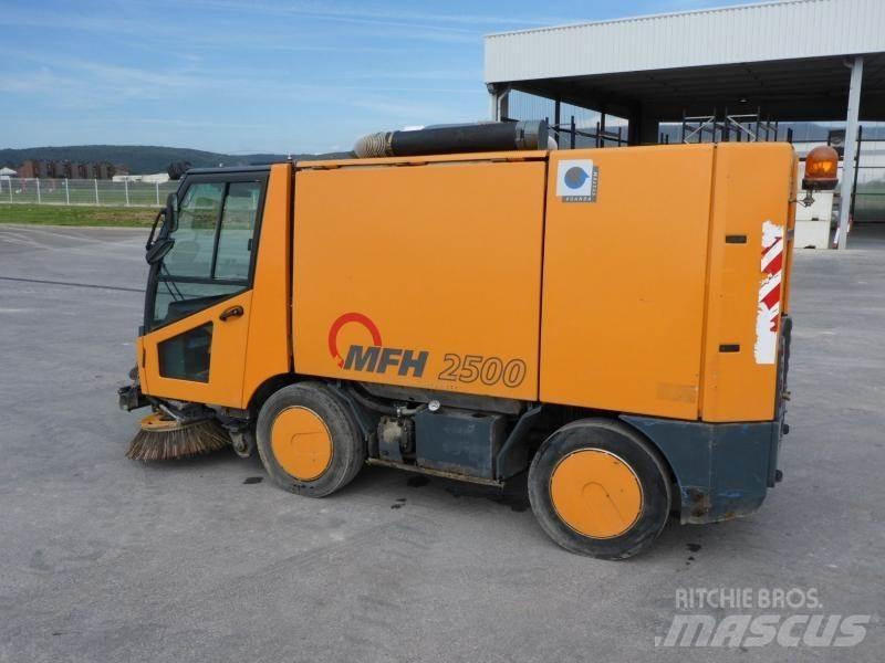 Aebi MFH 2500 Zamiatarki