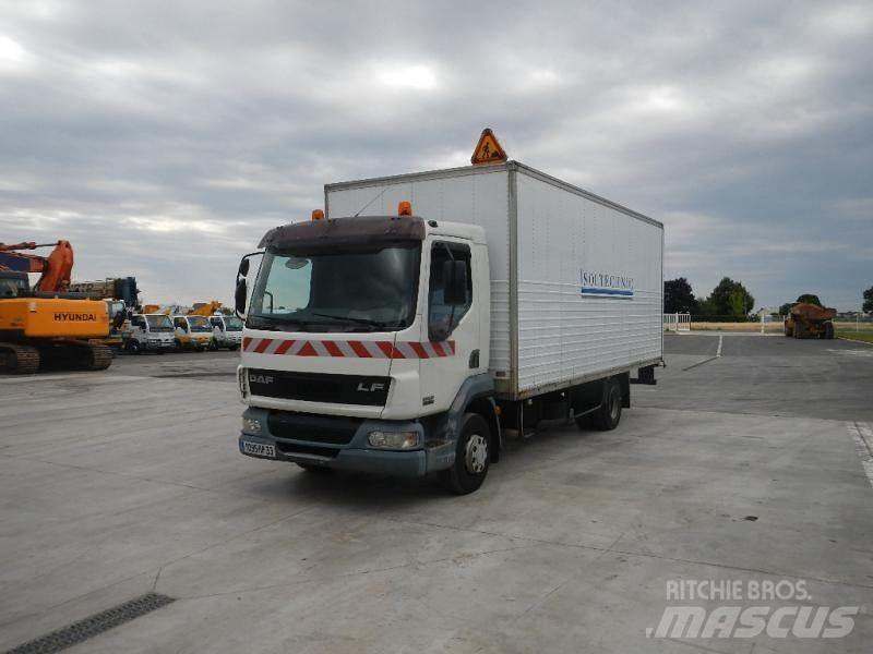 DAF LF 45 Samochody ciężarowe ze skrzynią zamkniętą