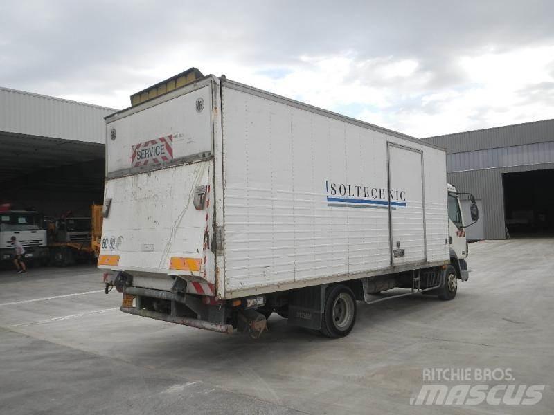 DAF LF 45 Samochody ciężarowe ze skrzynią zamkniętą
