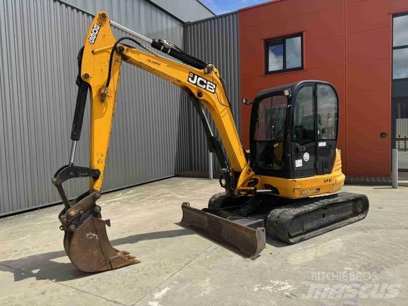 JCB 8065 Minikoparki