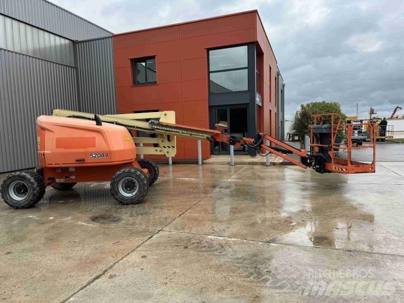 JLG 520AJ Podnośniki przegubowe