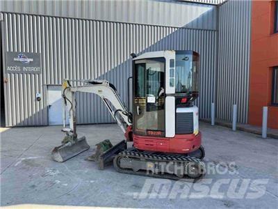Takeuchi TB 23 Minikoparki