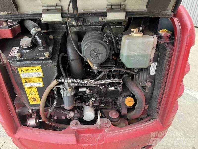 Takeuchi TB216 Minikoparki