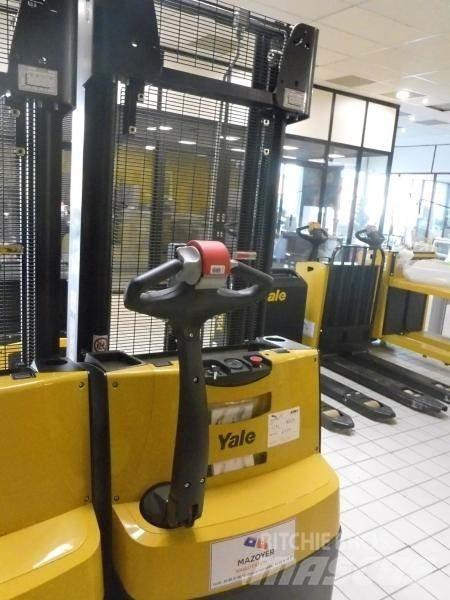 Yale MS 12 AC Wózki widłowe unoszące z dyszlem