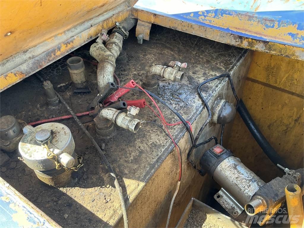 Blue Diesel Tank Maszyny rolnicze - Inne