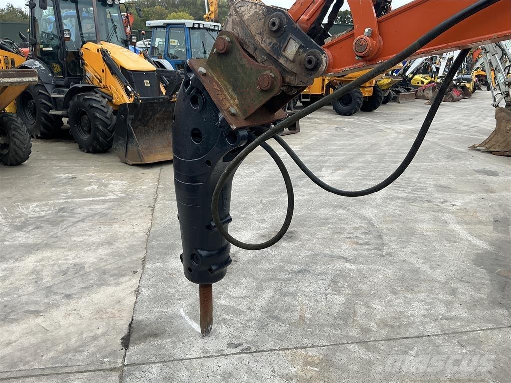 CNH Breaker Maszyny rolnicze - Inne