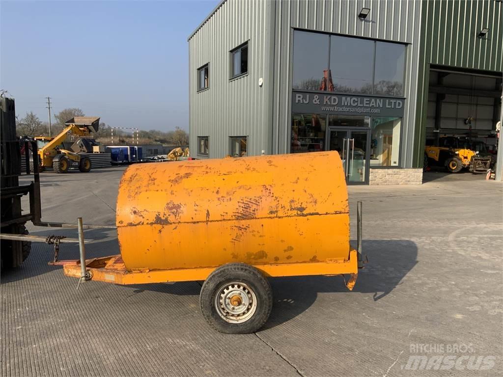  Diesel Bowser (ST22825) Maszyny rolnicze - Inne