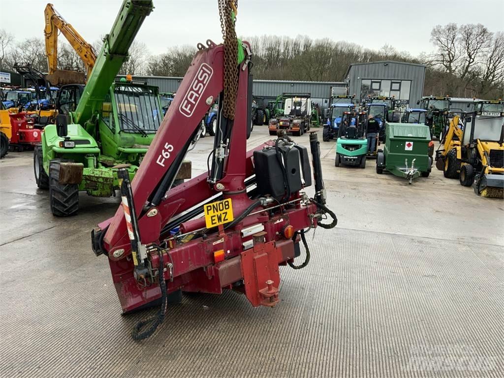 Fassi F65 Crane Maszyny rolnicze - Inne
