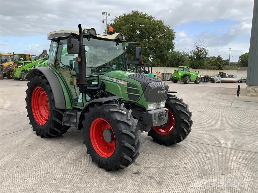 Fendt 210 (ST23989) Maszyny rolnicze - Inne