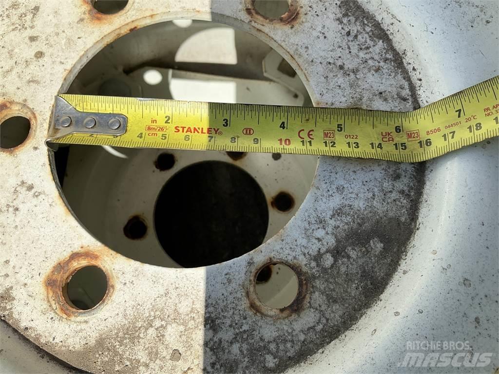  Unused Wheels And Tyres Maszyny rolnicze - Inne
