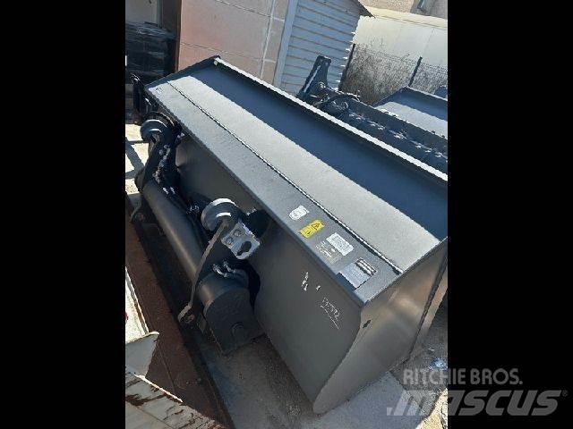 Liebherr  Maszyny budowlane - Inne