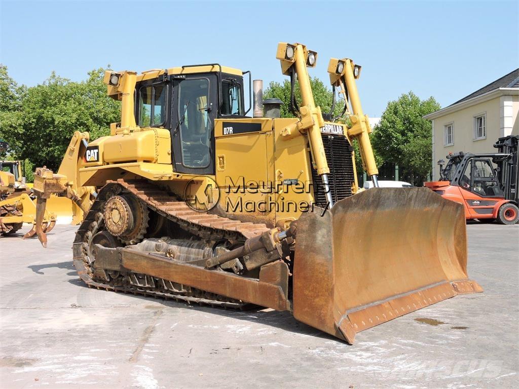 CAT D7R Spycharki