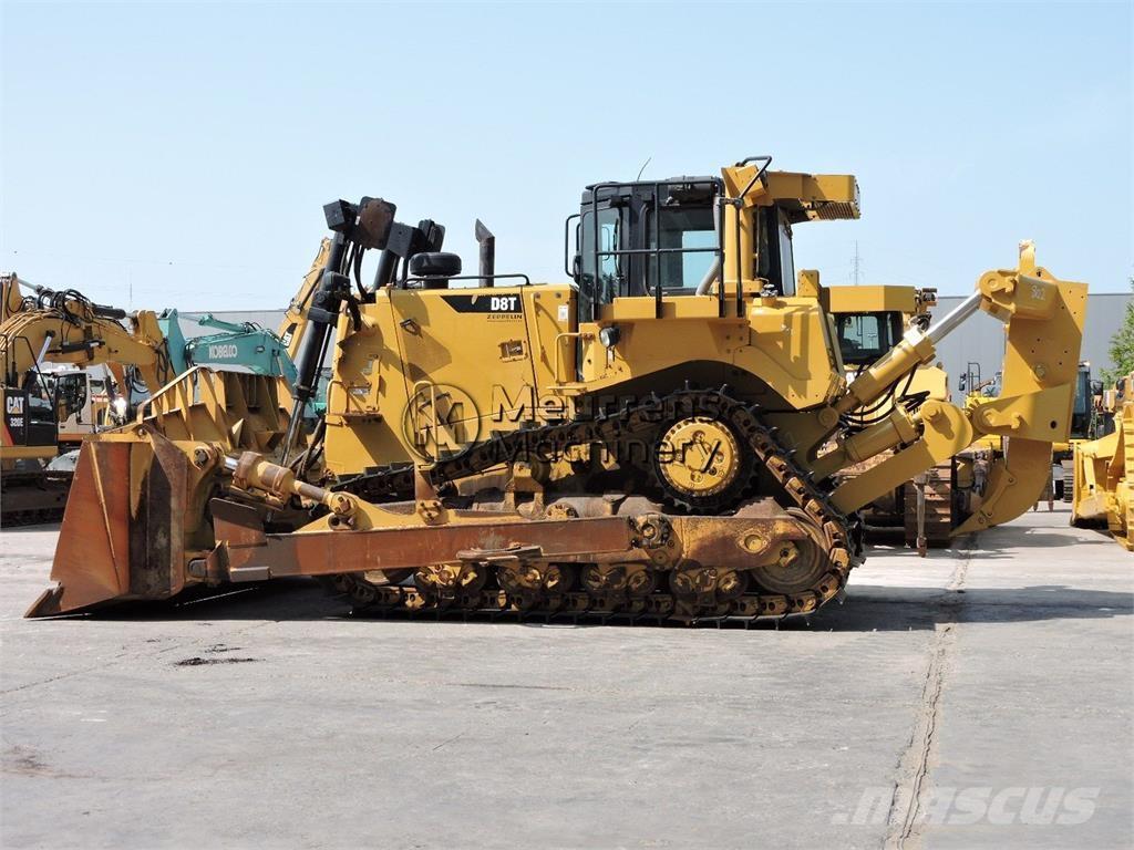 CAT D8T GERMAN Spycharki