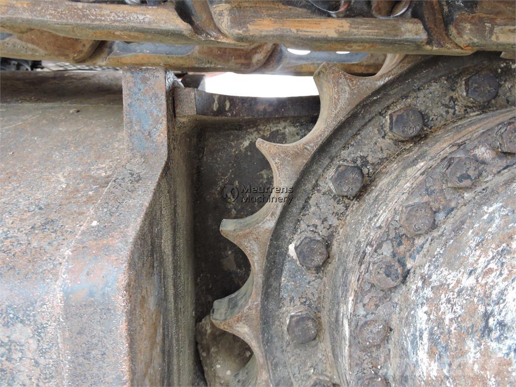 Hitachi ZX225 Koparki gąsienicowe