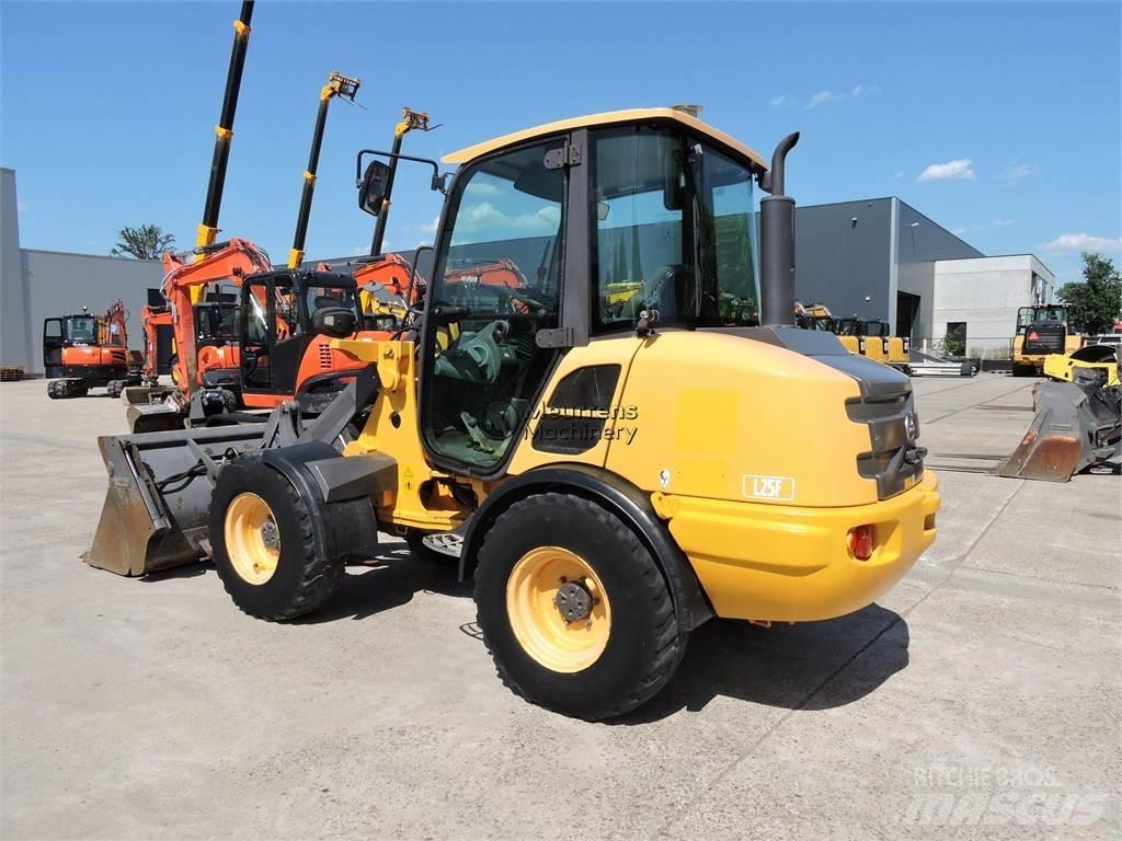 Volvo L25F + FORK Ładowarki kołowe