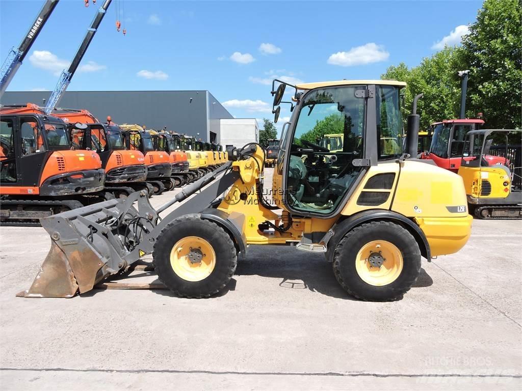 Volvo L25F + FORK Ładowarki kołowe