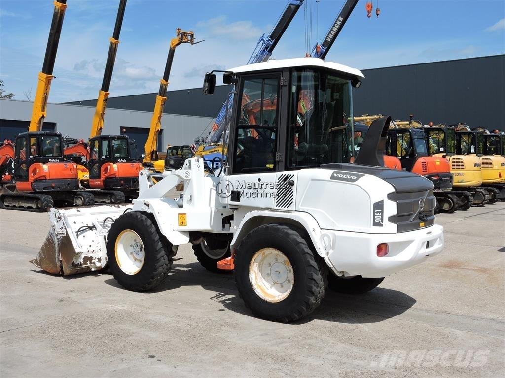 Volvo L30G + FORK Ładowarki kołowe