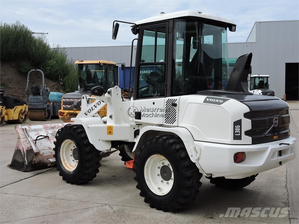 Volvo L30G + FORK Ładowarki kołowe