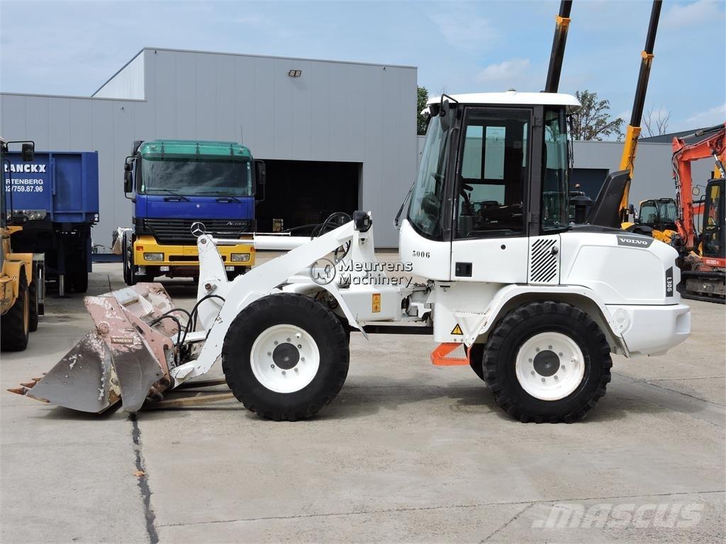 Volvo L30G + FORK Ładowarki kołowe
