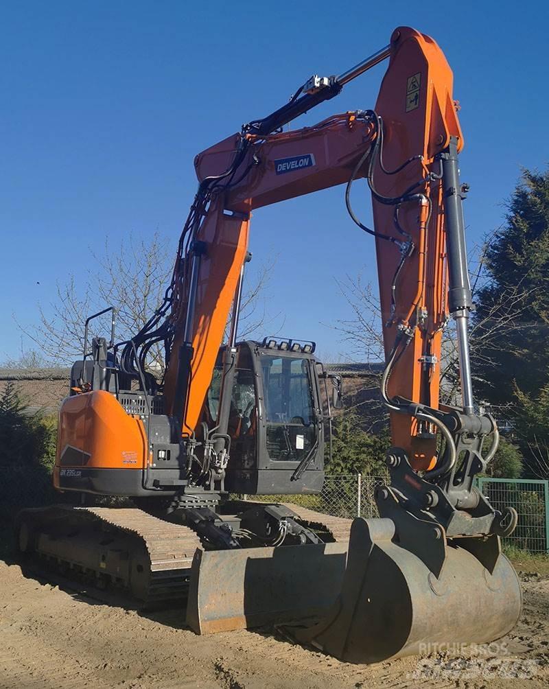 Develon DX 235 LCR-7 Koparki gąsienicowe